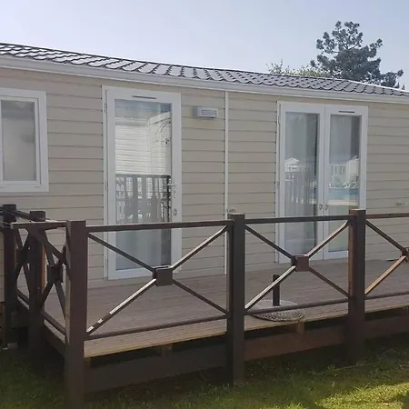 Natur Camping Bungalow T2 - Entretenimento E Relaxamento