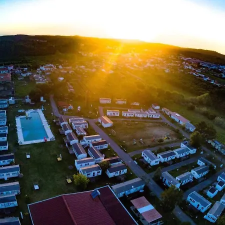 Natur Camping Bungalow T2 - Entretenimento E Relaxamento